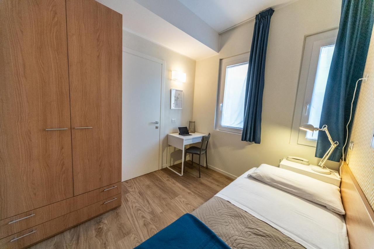 Hotel Kiss Riccione Eksteriør billede