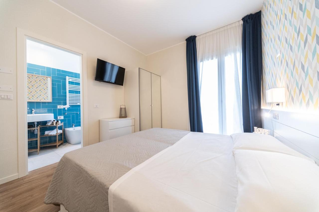Hotel Kiss Riccione Eksteriør billede