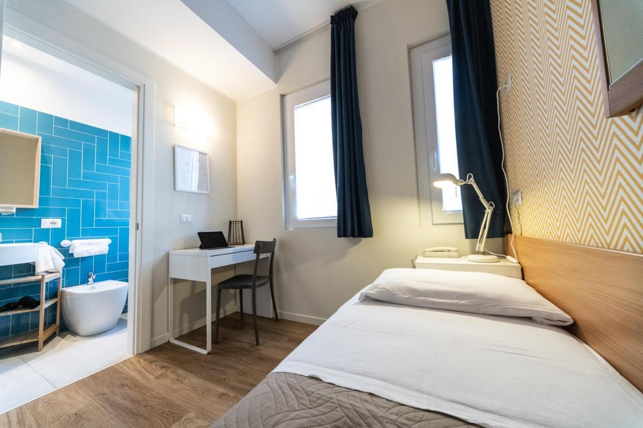 Hotel Kiss Riccione Eksteriør billede