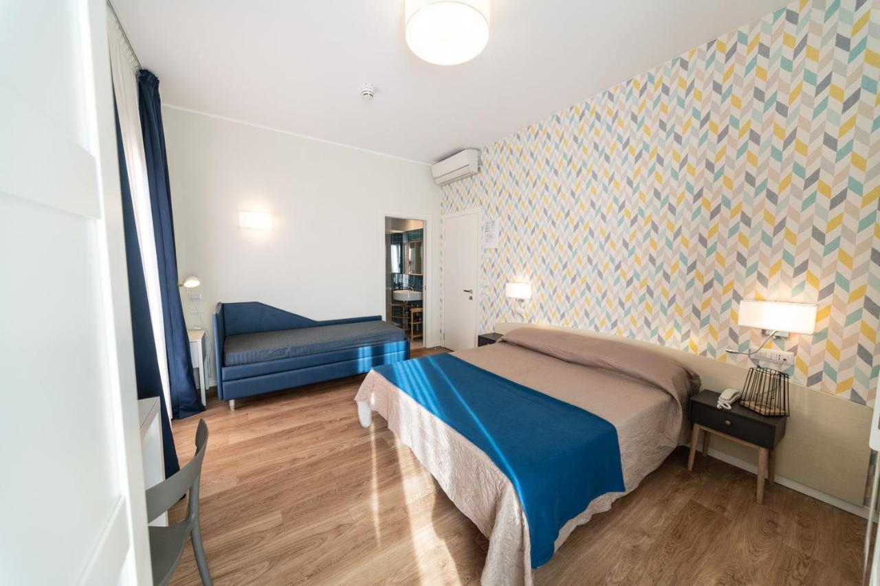 Hotel Kiss Riccione Eksteriør billede